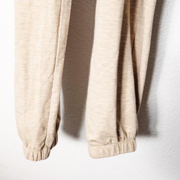 Splendid Knit Jumpsuit Beige Size Medium Neutral Minimalist Loungewear - Picture 6 of 9